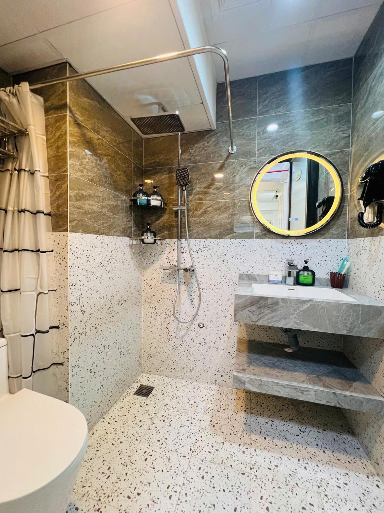 Amazing Stay-Apartment Homestay, Quiet And Cozy Place Ltt Thanh Xuan Hanoi Eksteriør bilde